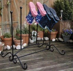 Tom Chamber Settle Boot Rack