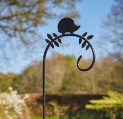 Garden Plant Support Border Hook Hedgehog -Garden Planting Supplies Store hedgehog hook 1